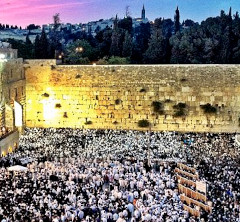 Praying at Western Wall